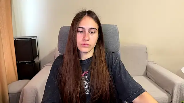 AliceKolltt online show from 10.08.25