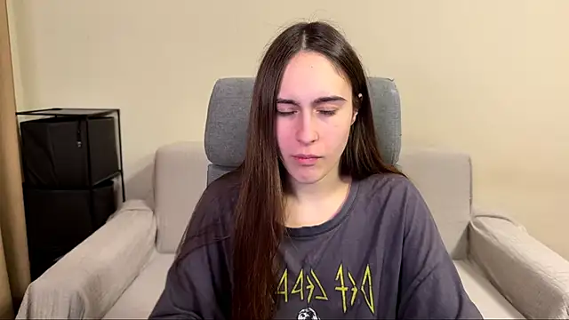 AliceKolltt online show from 04.14.26