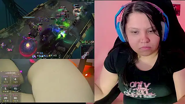 Snapshot of crystal7u7 chatting on 01.08.25 crystal7u7 online show from 01.08.25