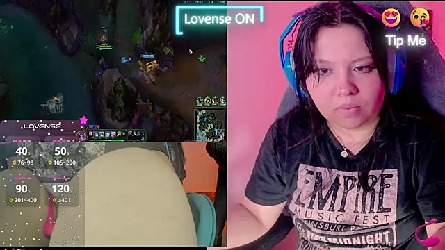 Snapshot of crystal7u7 chatting on 01.12.25 crystal7u7 online show from 01.12.25