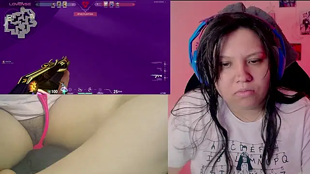 Snapshot of crystal7u7 chatting on 01.21.25 crystal7u7 online show from 01.21.25