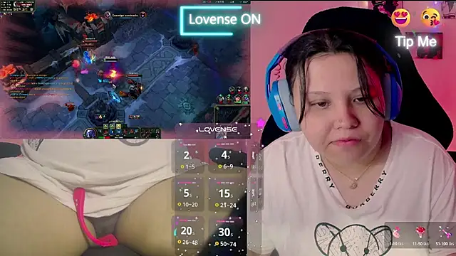 Snapshot of crystal7u7 chatting on 01.22.25 crystal7u7 online show from 01.22.25