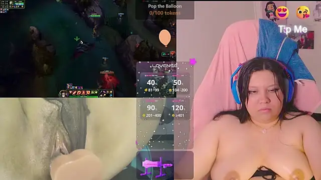 Snapshot of crystal7u7 chatting on 01.31.25 crystal7u7 online show from 01.31.25