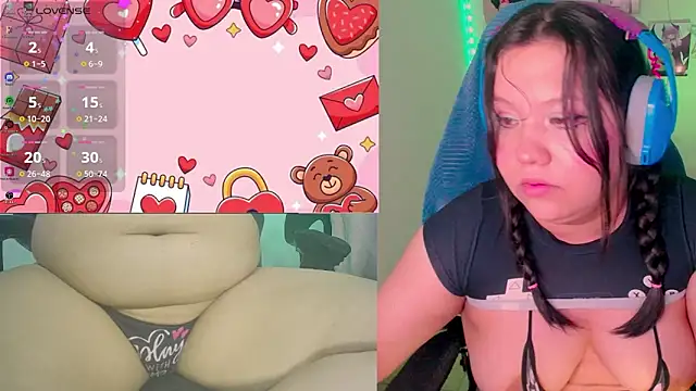 Snapshot of crystal7u7 chatting on 03.01.25 crystal7u7 online show from 03.01.25