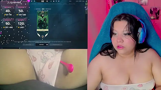 Snapshot of crystal7u7 chatting on 03.09.25 crystal7u7 online show from 03.09.25