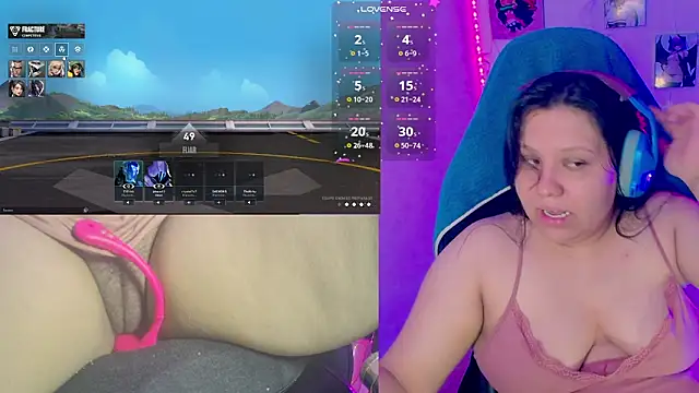 Snapshot of crystal7u7 chatting on 03.19.25 crystal7u7 online show from 03.19.25