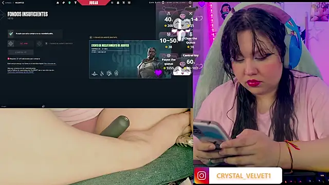 Snapshot of crystal7u7 chatting on 10.08.25 crystal7u7 online show from 10.08.25