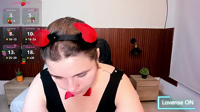 Aabby lee online show from 10.18.25