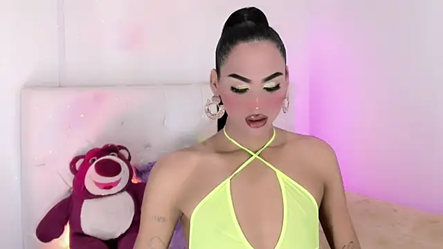 Snapshot of amal_baddell chatting on 11.24.25 amal baddell online show from 11.24.25