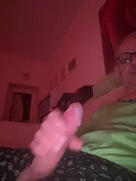 Snapshot of Frank22xx chatting on 02.01.26 Frank22xx online show from 02.01.26