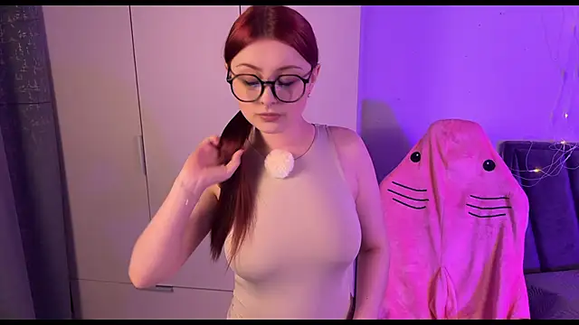 RozieRose online show from 10.02.25