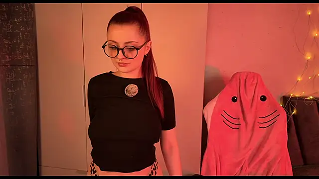 RozieRose online show from 12.02.25