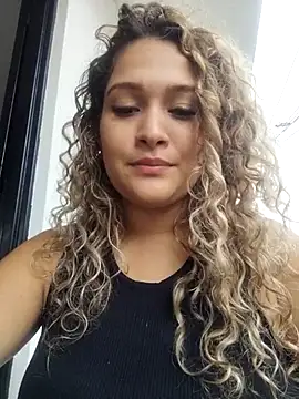 Sara smiiith211 online show from 03.02.25