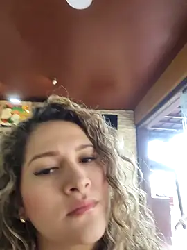 Sara smiiith211 online show from 03.12.25