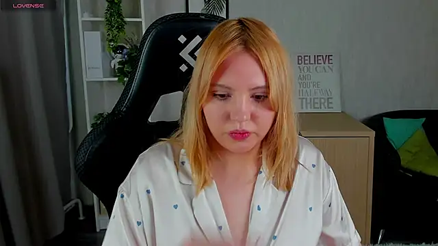 Stacy Luv online show from 02.11.26