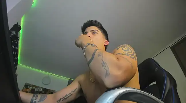 charlie hotxxx online show from 02.13.25