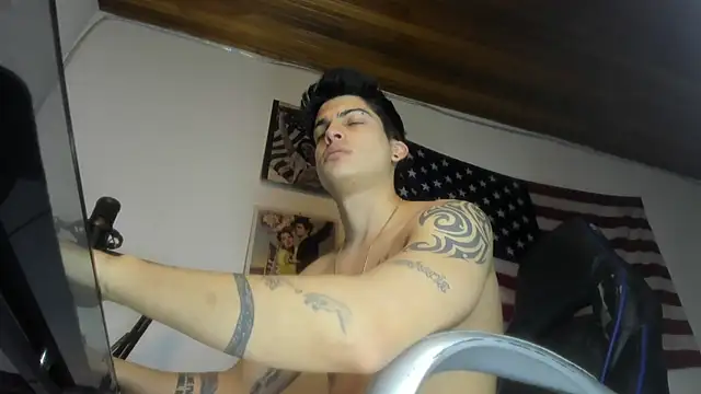 charlie hotxxx online show from 01.31.26