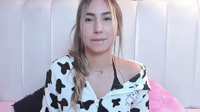  Emma Valka online show from 03.08.25