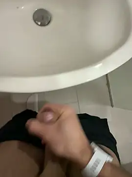 Snapshot of Siggidc2n chatting on 12.09.24 Siggidc2n online show from 12.09.24