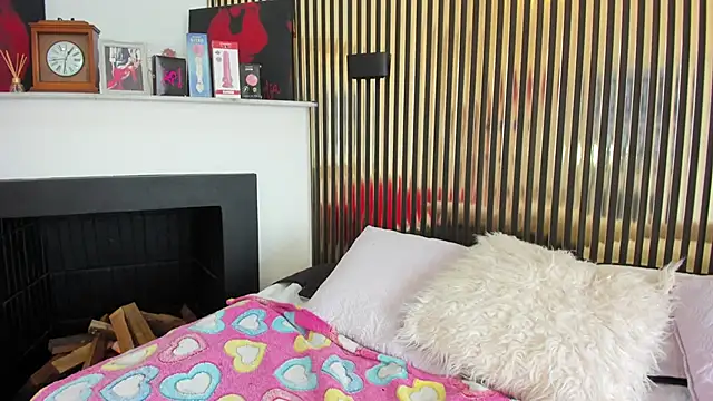 Kendaal Doshi online show from 11.16.25