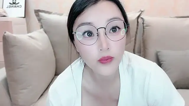 Snapshot of 608destiny chatting on 09.10.25 608destiny online show from 09.10.25