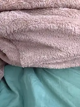 Snapshot of Aaradhya chatting on 12.07.24 Aaradhya online show from 12.07.24