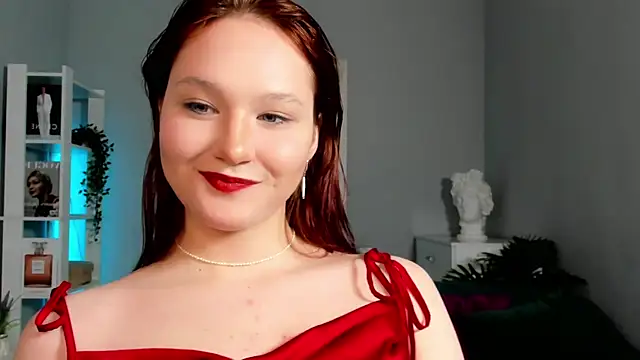 Snapshot of goddess_jee chatting on 03.04.25 goddess jee online show from 03.04.25