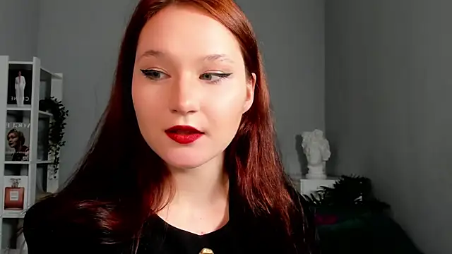 Snapshot of goddess_jee chatting on 03.05.25 goddess jee online show from 03.05.25