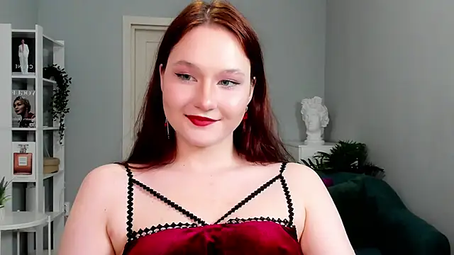 Snapshot of goddess_jee chatting on 03.07.25 goddess jee online show from 03.07.25