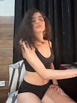 izumikarol online show from 04.12.26