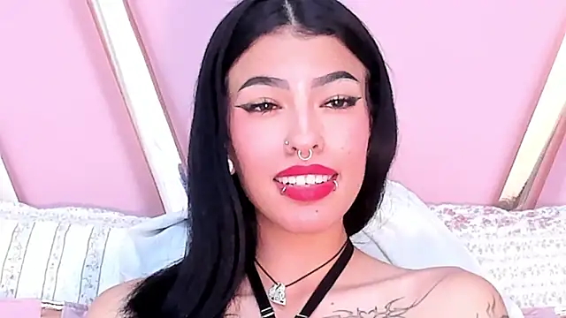 Snapshot of Eva_Benely chatting on 01.30.25 Eva Benely online show from 01.30.25