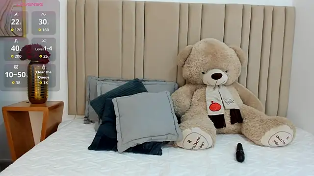 izadii online show from 10.30.25