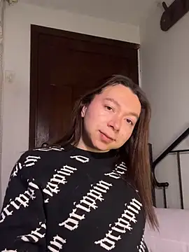 victoria qq online show from 01.22.25