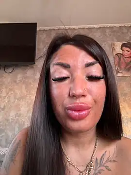 RuslanaXX online show from 10.16.25