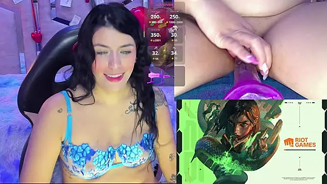 Snapshot of ValentinaGames chatting on 02.10.26 ValentinaGames online show from 02.10.26