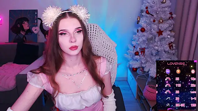 Snapshot of AmyBoop chatting on 12.20.24 AmyBoop online show from 12.20.24