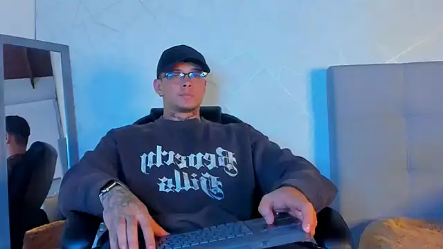 NoahhBrown online show from 01.30.25