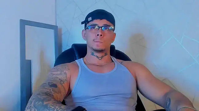 NoahhBrown online show from 02.13.25