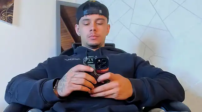 NoahhBrown online show from 03.14.25