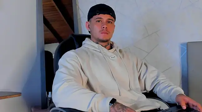 NoahhBrown online show from 03.23.25