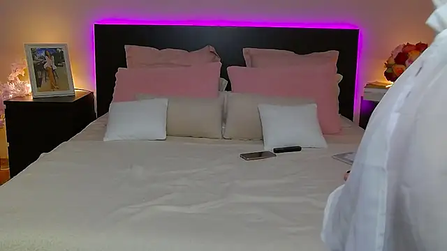 AyanaJoy online show from 01.10.26