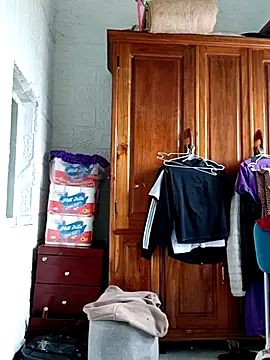 Snapshot of Blythe_69 chatting on 03.09.25 Blythe 69 online show from 03.09.25