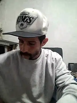 LongDickZee562 online show from 10.08.25