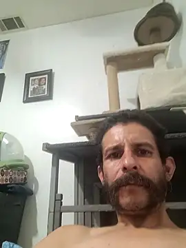 LongDickZee562 online show from 10.29.25