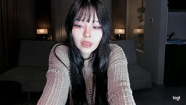 hee young11 online show from 03.17.25