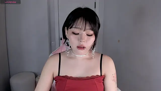 hee young11 online show from 02.14.26