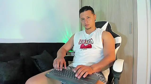 MITCHELL BURNS online show from 11.25.25