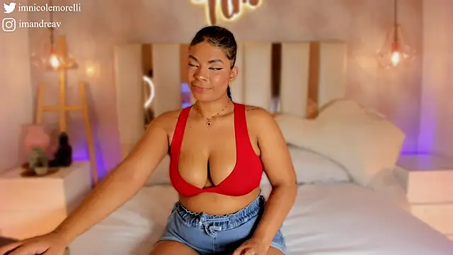 Snapshot of Nicolemorelli2 chatting on 11.06.25 Nicolemorelli2 online show from 11.06.25