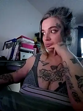 carodiamondd online show from 11.13.25