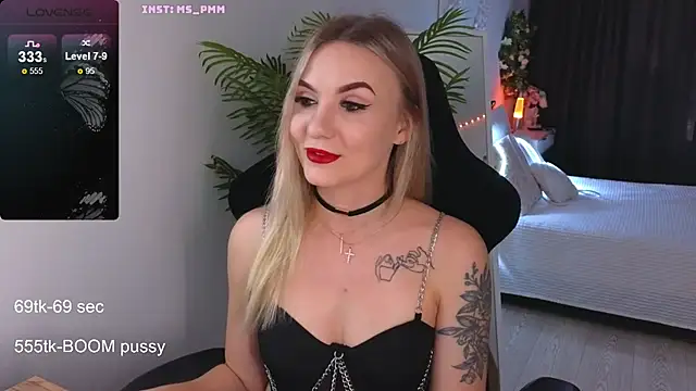 Snapshot of Maria_Shy chatting on 09.25.25 Maria Shy online show from 09.25.25